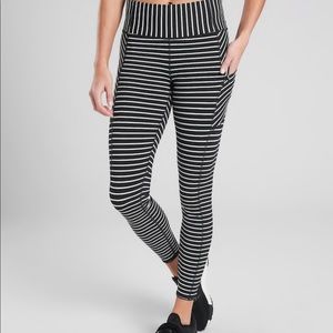 Athleta Stripe Contender 7/8 Tight XS